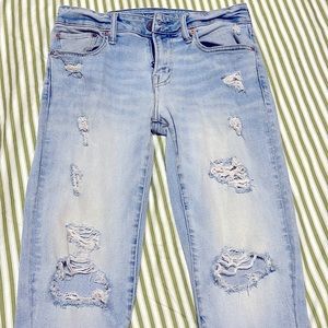 Wash out ripped jeans